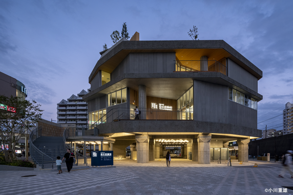 神戸市立垂水図書館